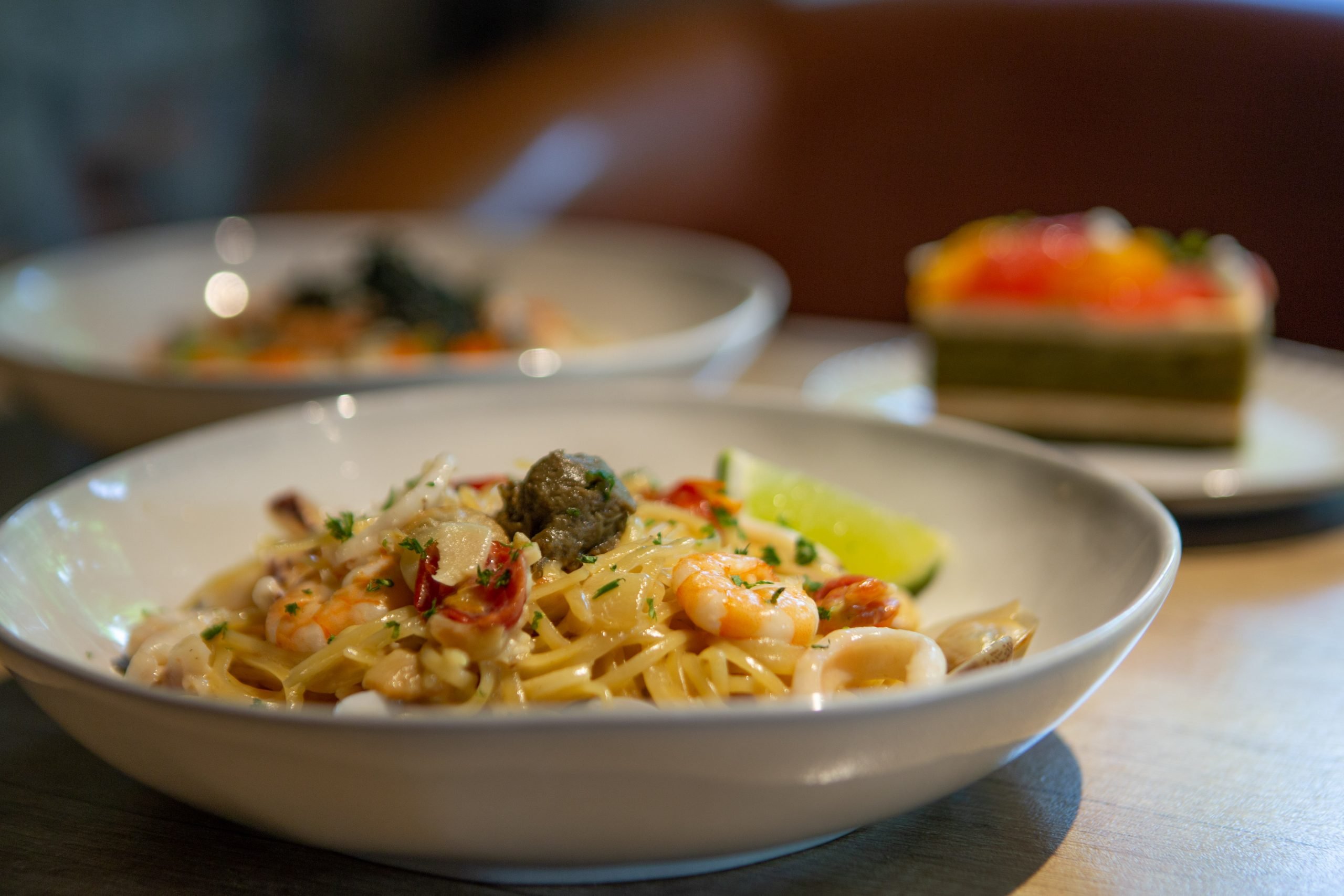 北海道松葉蟹膏奶醬海鮮細扁麵